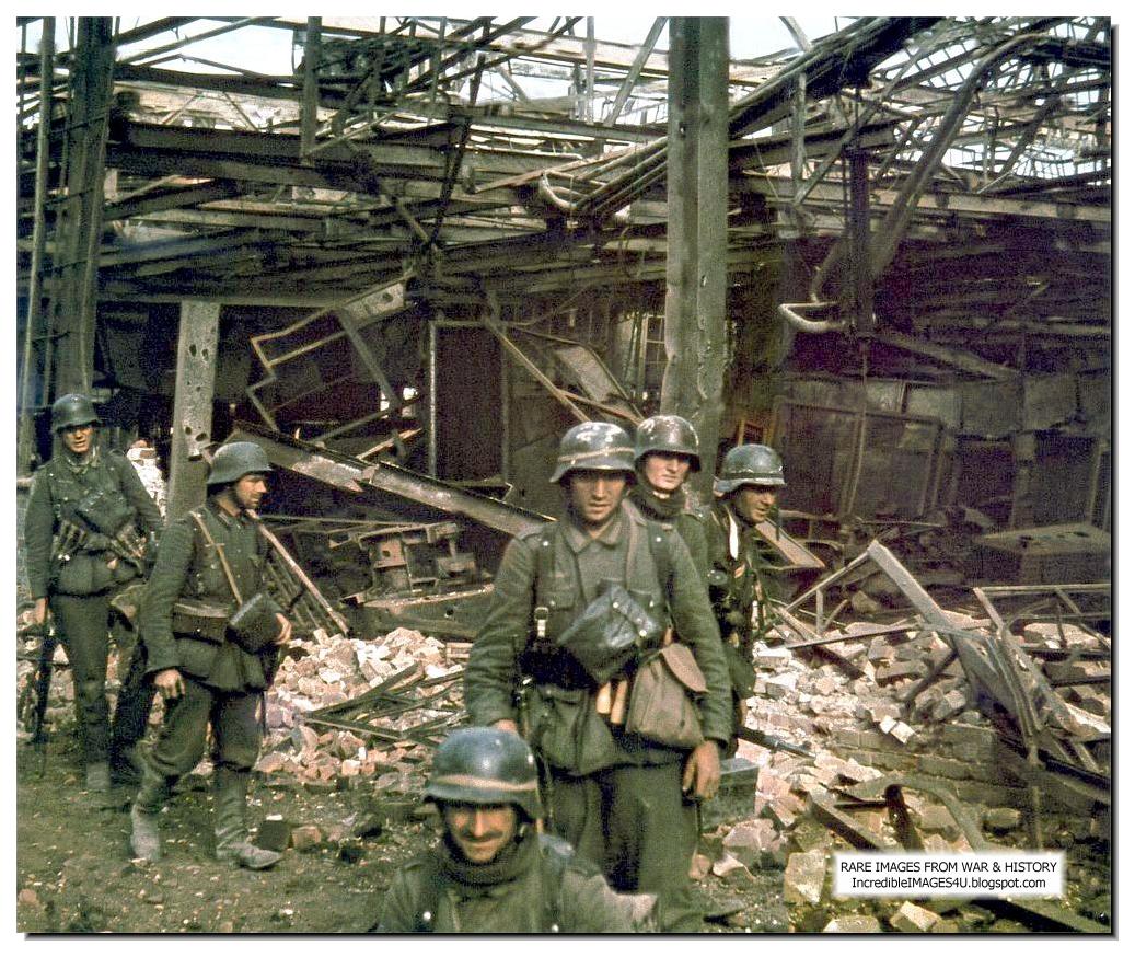 october-1942-german-soldiers-factory-stalingrad.jpg