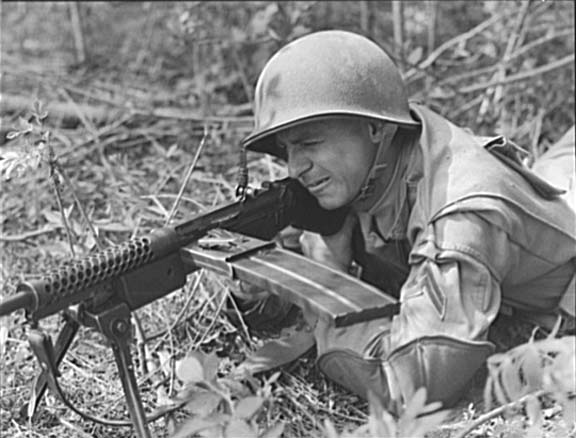 Machine_gun_M1941_Johnson_3.jpg